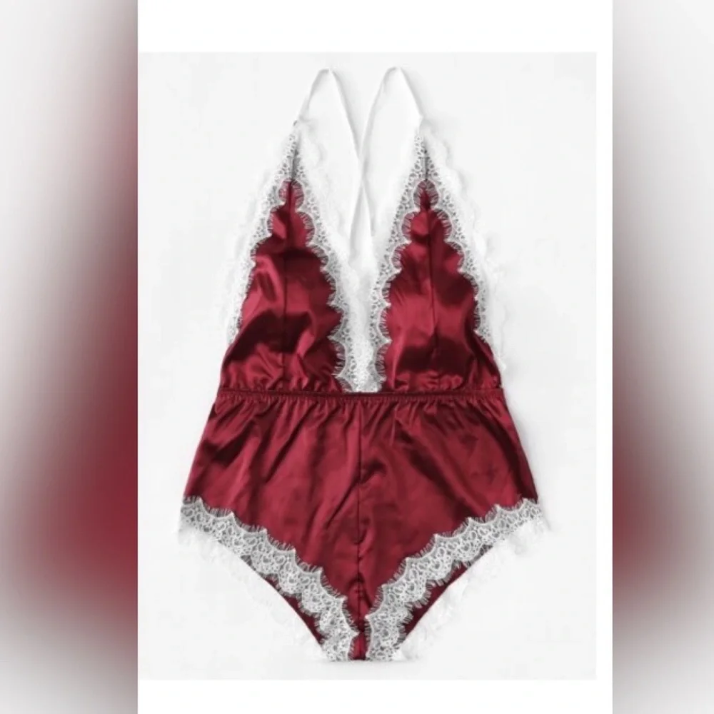 Shein Plus Floral Lace Cutout Satin Teddy
Bodysuit
Size: 1XL - Picture 1 of 5